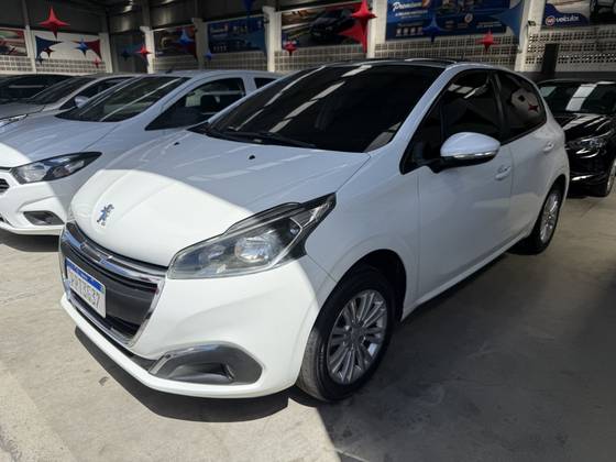 PEUGEOT 208 1.6 ALLURE 16V FLEX 4P AUTOMÁTICO PEUGEOT 208 1.6 ALLURE 16V FLEX 4P AUTOMÁTICO
